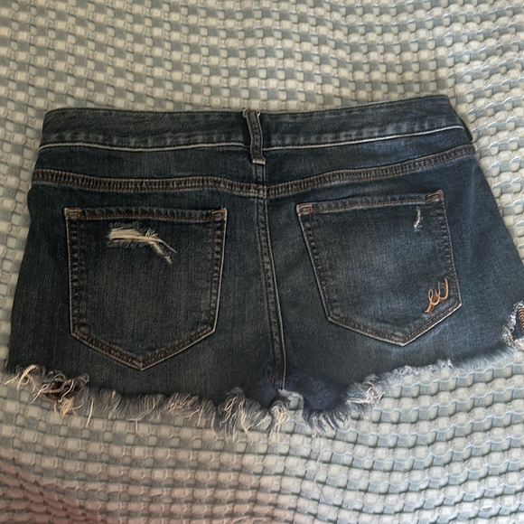 Like New Express Jeans Distressed Short Shorts - Picture 2 of 5